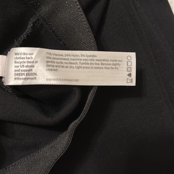 Eileen Fisher Black XS Stretch Pants - Picture 4 of 8